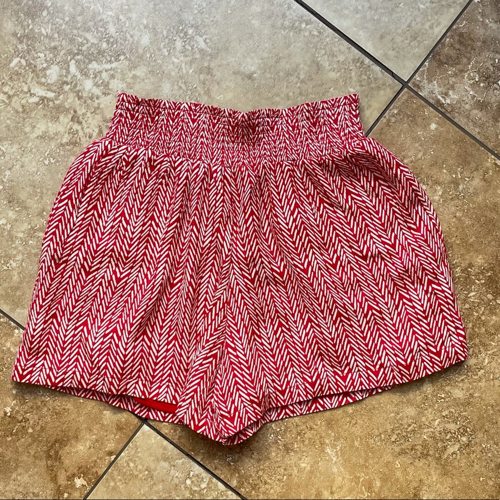 Knox Rose Red Herringbone Shorts - XS